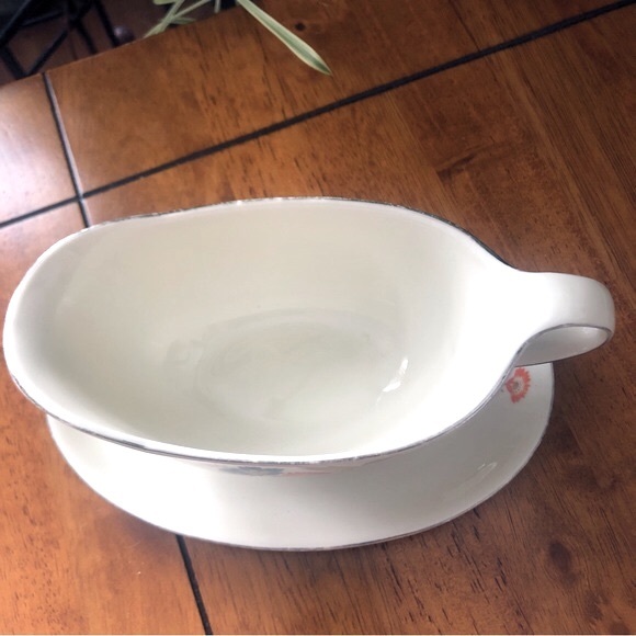 Vintage 80s Kahla Gravy Bowl/Boat w/ 8” Underplate Made in Germany - Picture 3 of 10